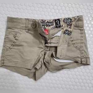 Beige 2.5 inseam cotton/spandex shorts